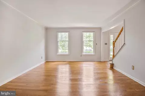 20874 Yellowbloom Ct, Ashburn, VA 20147 photo 7
