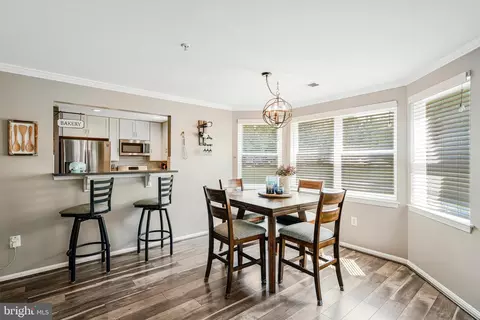 Dining - 20605 Cornstalk Ter #101, Ashburn, VA 20147 photo 2 of 2
