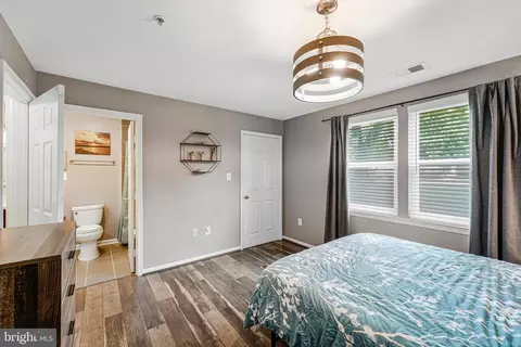 Bedroom - 20605 Cornstalk Ter #101, Ashburn, VA 20147 photo 5 of 6