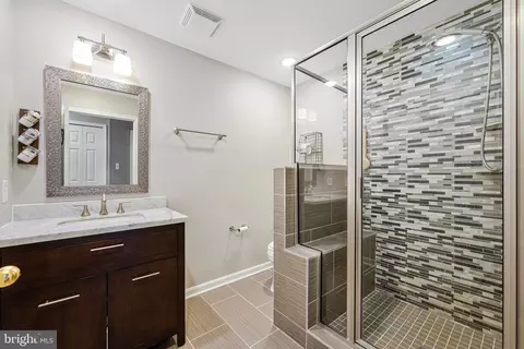 Bath - 20605 Cornstalk Ter #101, Ashburn, VA 20147 photo 1 of 5