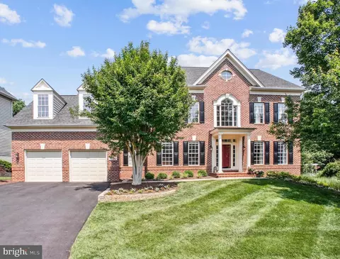 18510 Barton Creek Pl, Leesburg, VA 20176