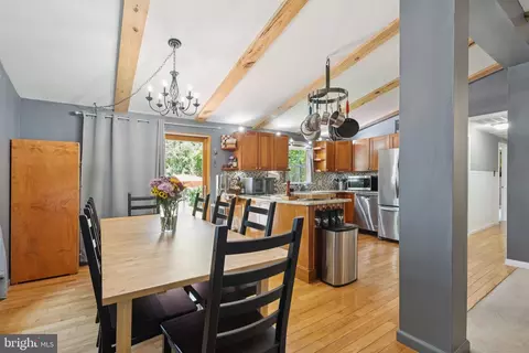 Entry Way - 20 S James St, Hamilton, VA 20158 photo 6 of 7