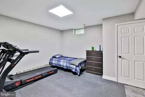 Bedroom - 17567 Tobermory Pl, Leesburg, VA 20175 photo 15 of 15