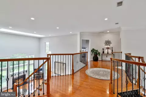 Entry Way - 17567 Tobermory Pl, Leesburg, VA 20175 photo 7 of 8