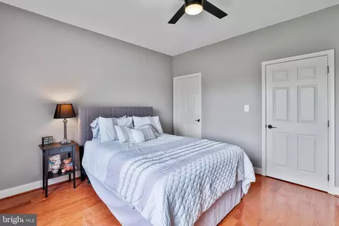Bedroom - 17567 Tobermory Pl, Leesburg, VA 20175 photo 6 of 15