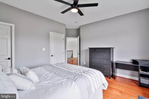 Bedroom - 17567 Tobermory Pl, Leesburg, VA 20175 photo 7 of 15