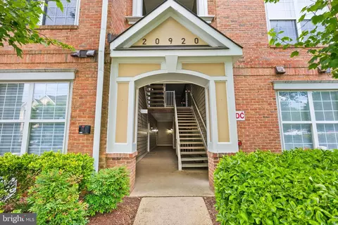 20920 Cedarpost Sq #103, Ashburn, VA 20147 photo 2