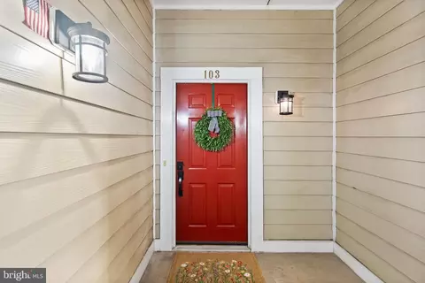 20920 Cedarpost Sq #103, Ashburn, VA 20147 photo 3