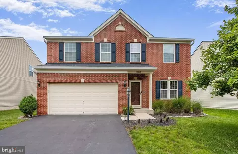 42240 Palm Cove Ct, Chantilly, VA 20152