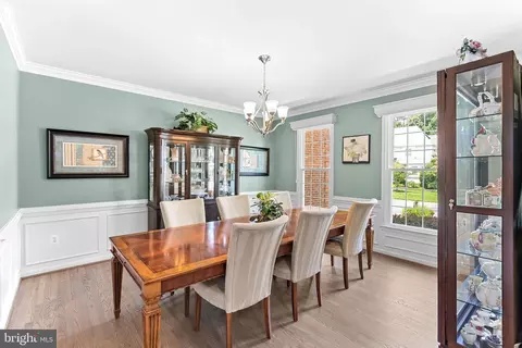 Dining - 43251 Brownstone Ct, Ashburn, VA 20147 photo 1 of 8