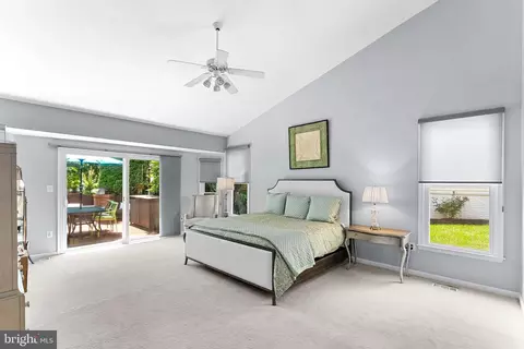Bedroom - 43251 Brownstone Ct, Ashburn, VA 20147 photo 1 of 10
