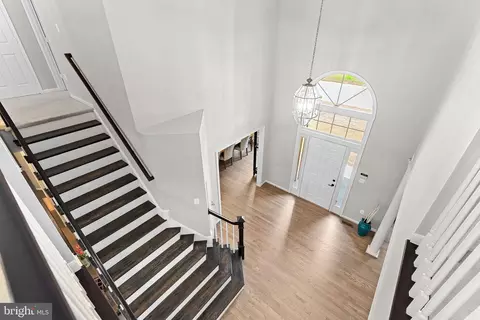 Entry Way - 43251 Brownstone Ct, Ashburn, VA 20147 photo 1 of 10