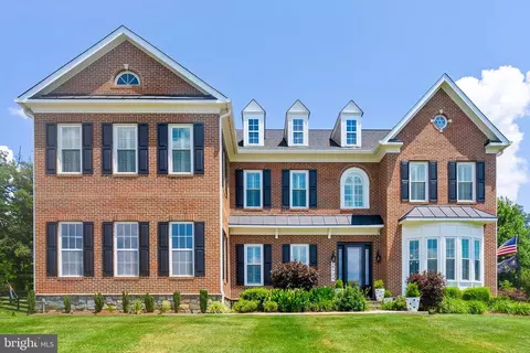 20524 Stone Fox Ct, Leesburg, VA 20175