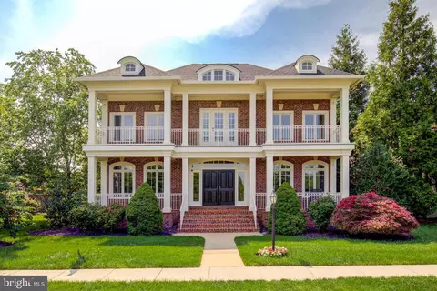22966 Lois, Brambleton, VA 20148