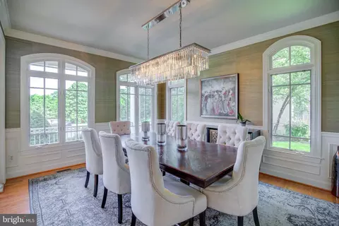 22966 Lois, Brambleton, VA 20148 photo 6