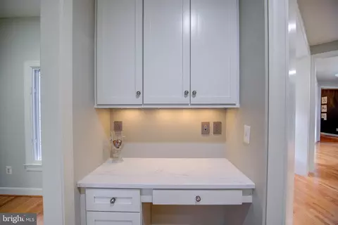 22966 Lois, Brambleton, VA 20148 photo 15