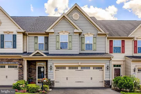 24859 Helms Ter, Aldie, VA 20105