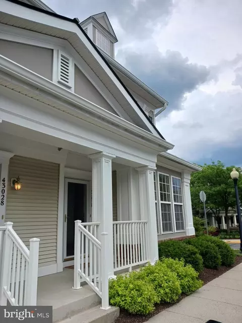 Exterior - 43030 Old Gallivan Ter, Ashburn, VA 20147 photo 2 of 3