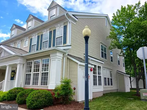 43030 Old Gallivan Ter, Ashburn, VA 20147