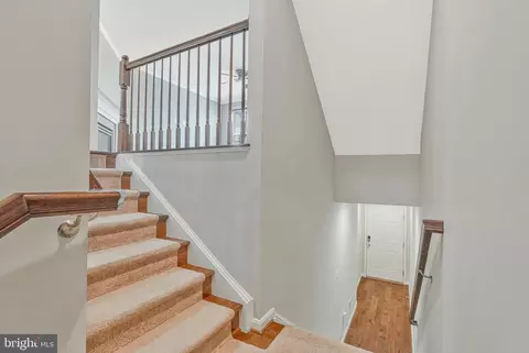 24847 Mason Dale Ter, Chantilly, VA 20152 photo 5