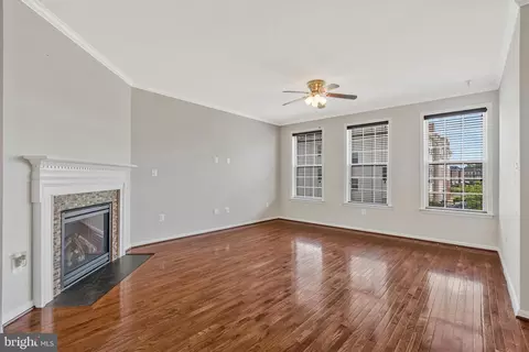 24847 Mason Dale Ter, Chantilly, VA 20152 photo 13