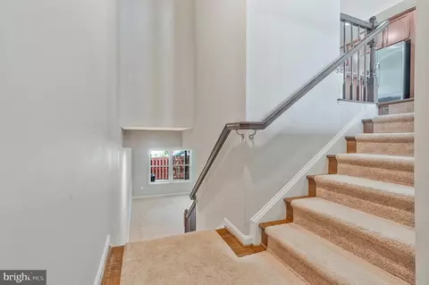 24847 Mason Dale Ter, Chantilly, VA 20152 photo 4