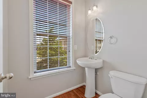 24847 Mason Dale Ter, Chantilly, VA 20152 photo 6