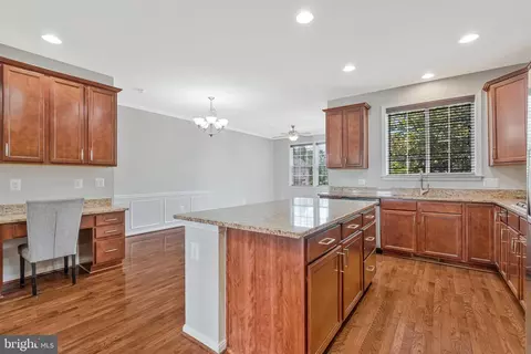 24847 Mason Dale Ter, Chantilly, VA 20152 photo 12