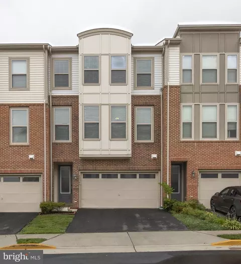 42344 Alder Forest Ter, Sterling, VA 20166