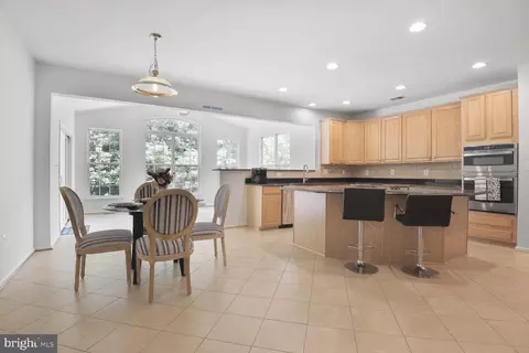25817 Spring Farm Cir, Chantilly, VA 20152 photo 13