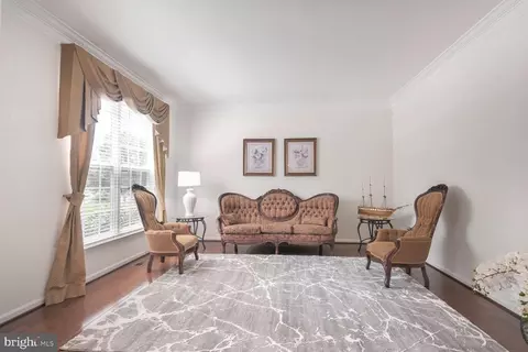 25817 Spring Farm Cir, Chantilly, VA 20152 photo 4