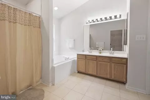 25817 Spring Farm Cir, Chantilly, VA 20152 photo 22