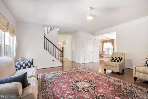 25817 Spring Farm Cir, Chantilly, VA 20152 photo 8