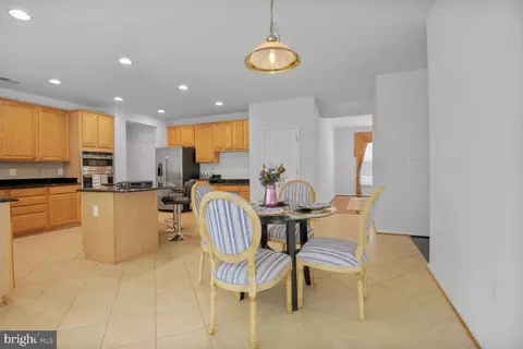25817 Spring Farm Cir, Chantilly, VA 20152 photo 14