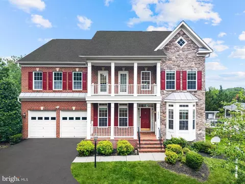 42712 Mount Auburn Pl, Broadlands, VA 20148