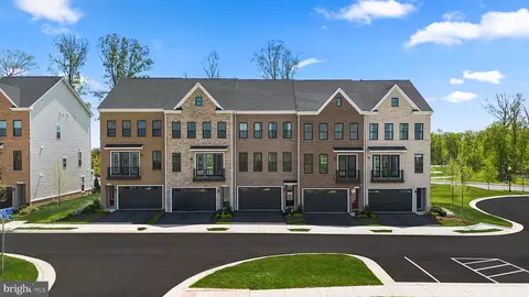 23079 Copper Tree Ter, Ashburn, VA 20148 photo 42