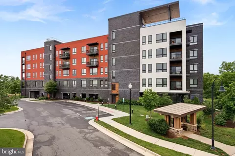 44691 Wellfleet Dr #306, Ashburn, VA 20147