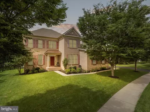 42177 Bunker Woods Pl, Brambleton, VA 20148