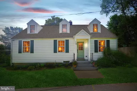 720 E Stephens Ln, Purcellville, VA 20132