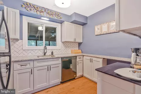 29 Cedar Dr, Sterling, VA 20164 photo 35