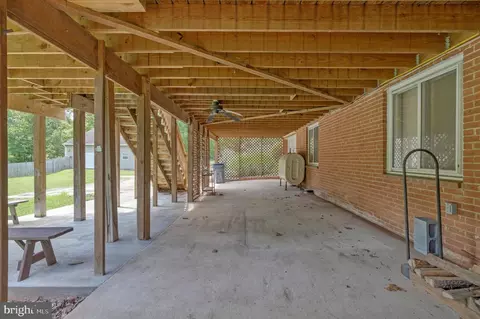 29 Cedar Dr, Sterling, VA 20164 photo 14