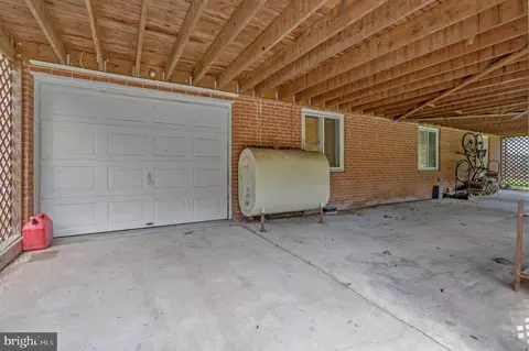 29 Cedar Dr, Sterling, VA 20164 photo 13