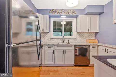 29 Cedar Dr, Sterling, VA 20164 photo 36