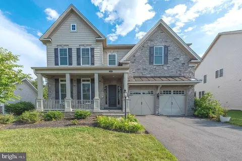 41245 Stags Leap Dr, Aldie, VA 20105
