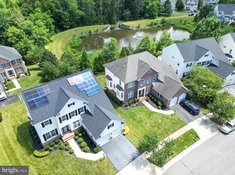 43616 Habitat Cir, Leesburg, VA 20176
