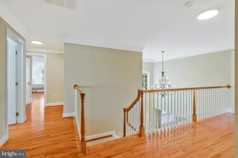 Entry Way - 43485 Foxgrove Ct, Ashburn, VA 20147 photo 8 of 8