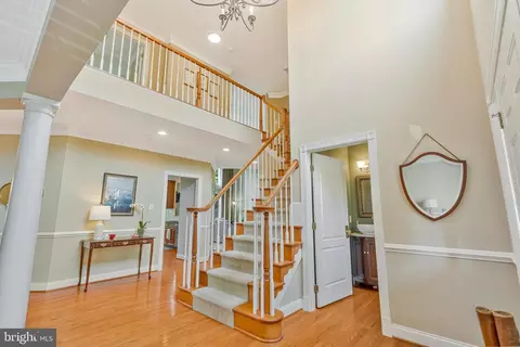 Entry Way - 43485 Foxgrove Ct, Ashburn, VA 20147 photo 1 of 8