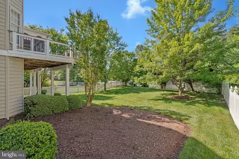 Exterior - 43485 Foxgrove Ct, Ashburn, VA 20147 photo 8 of 16