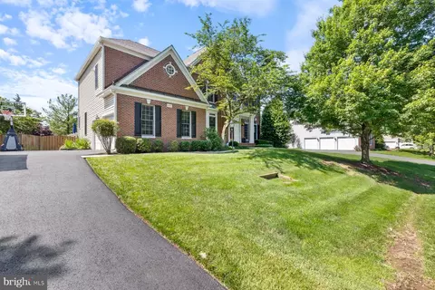 20736 Ashburn Station Pl, Ashburn, VA 20147