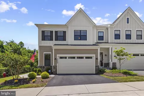 43927 Maritime Song Ter, Leesburg, VA 20176